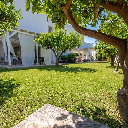 Villa Venera Fontane Bianche Charme Apartments Bagian luar foto